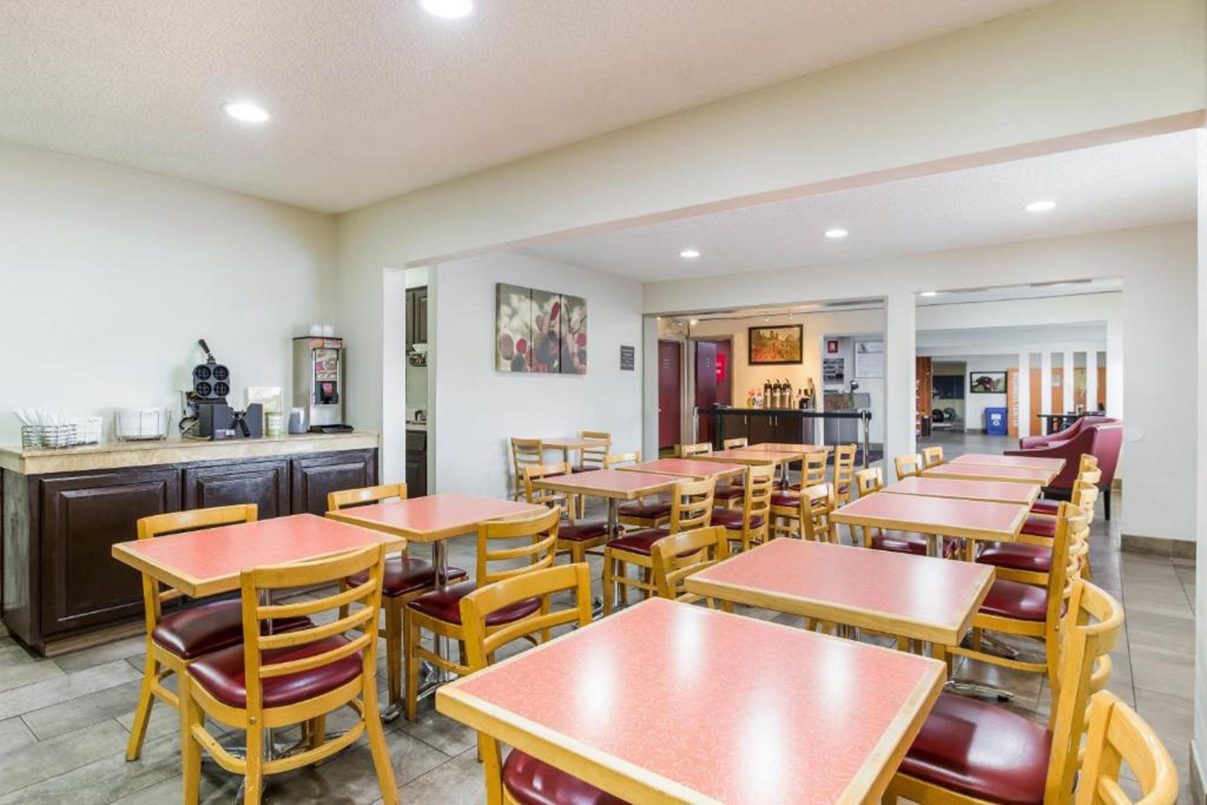 阿尔伯克基中城红顶酒店 外观 照片