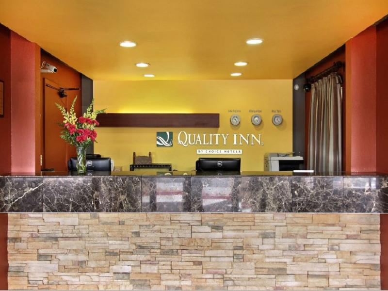 阿尔伯克基中城红顶酒店 外观 照片